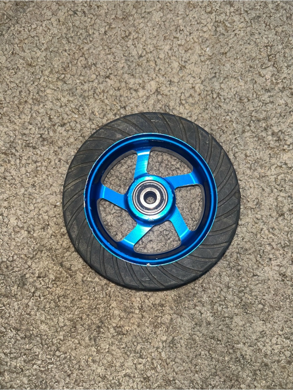 Goped Wheel Rim with Tire Blue / Raw Silver Used